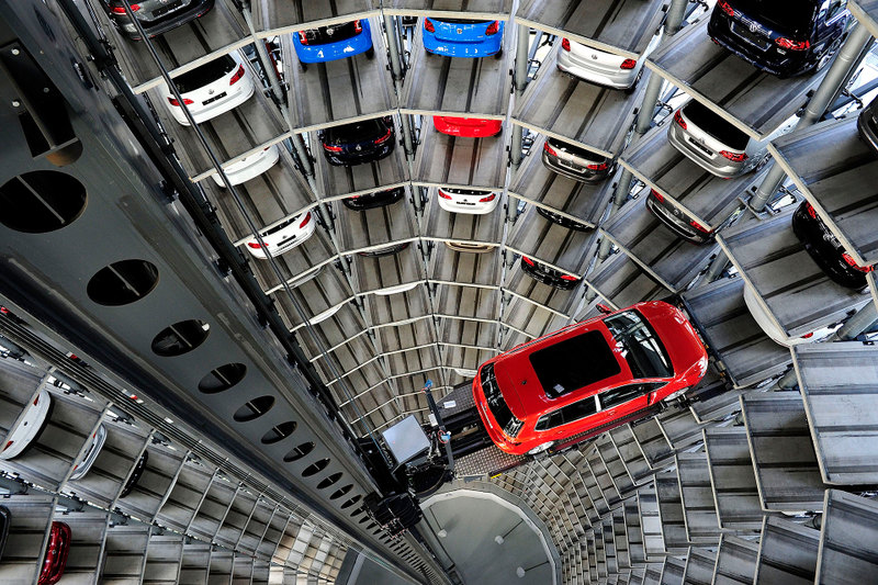 Illustration for article titled VW's 200-Foot Tower Of Cars Must Be Seen To Be Believed